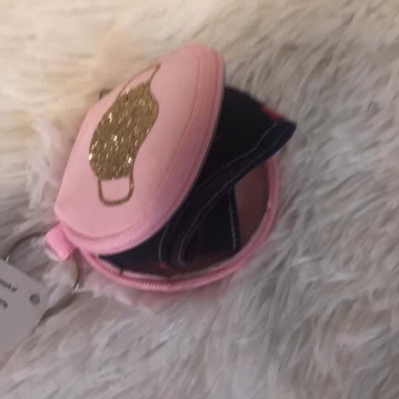 Handmade - Picture 2 of 4